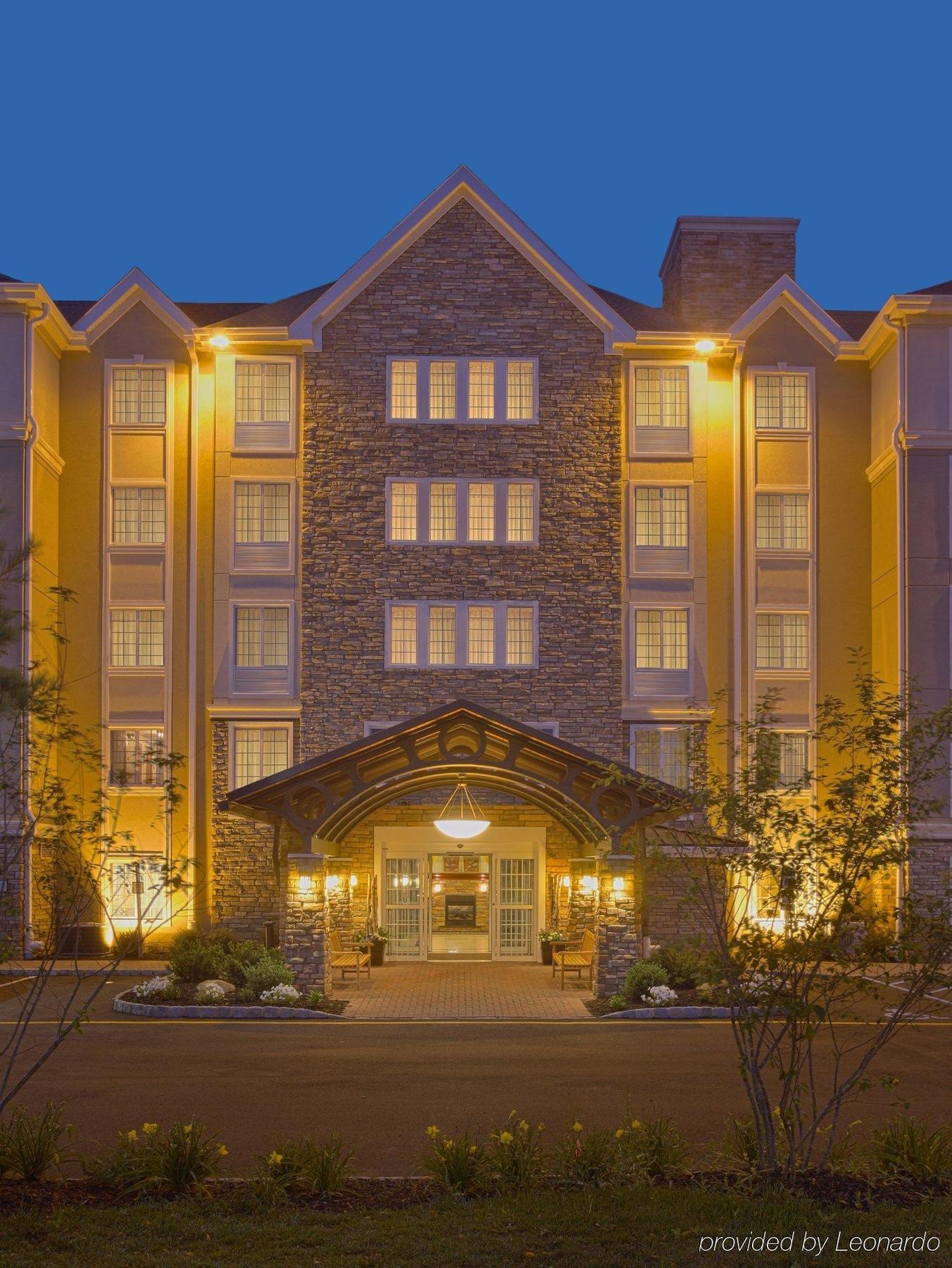 Staybridge Suites North Brunswick, An Ihg Hotel Kültér fotó